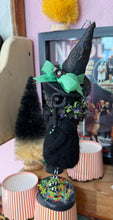 Load image into Gallery viewer, Wendy 🐈‍⬛🖤💚🖤