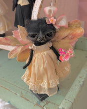Load image into Gallery viewer, Fairy kitty 🐈‍⬛