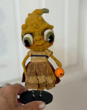 Load image into Gallery viewer, Gracie the Gourd 🎃