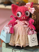 Load image into Gallery viewer, Shiloh the Shopping 🛍️ 🦇 bat