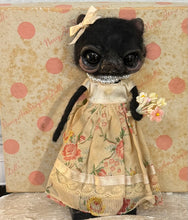 Load image into Gallery viewer, Olivia 💖💐🐈‍⬛