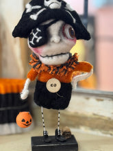 Load image into Gallery viewer, Pirate 🏴‍☠️ Skelly