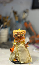 Load image into Gallery viewer, Candy the pumpkin candy bucket 🎃🖤🧡