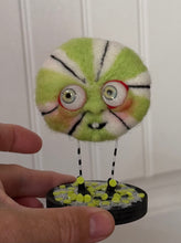 Load image into Gallery viewer, Sugar the green mint