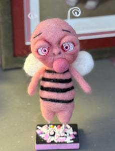 Bubblegum Bee 🐝 💗💕🩷💖