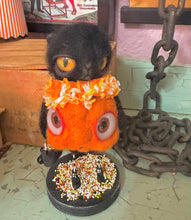 Load image into Gallery viewer, Petie the orange Pumpkin Cat 🐈‍⬛