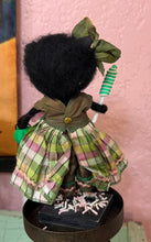 Load image into Gallery viewer, Greta 💚🖤🐈‍⬛