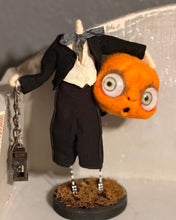 Load image into Gallery viewer, Headless Horseman 🎃