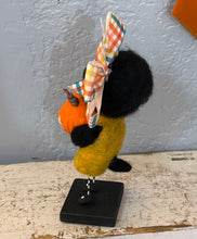 Load image into Gallery viewer, the perfect Pumpkin 🎃