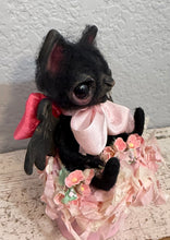 Load image into Gallery viewer, Bella the beautiful bat 🦇 box 💝