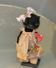 Load image into Gallery viewer, Fiona and her new beautiful dress 🌸🌺🌷💐🌹🌻🌷🌺💐🌸🌹