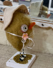 Load image into Gallery viewer, Sawyer the sweet chicky