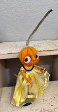 Load image into Gallery viewer, Polly the shy Pumpkin 🎃