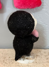 Load image into Gallery viewer, Pink 💖Penguin