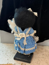 Load image into Gallery viewer, Alice 🐈‍⬛💙