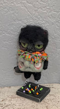 Load image into Gallery viewer, Carson the kitty 🐈‍⬛ 🎃