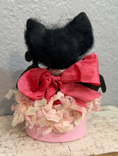 Load image into Gallery viewer, Bella the beautiful bat 🦇 box 💝