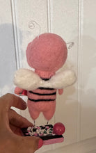 Load image into Gallery viewer, Bubblegum bumblebee 🐝 💖