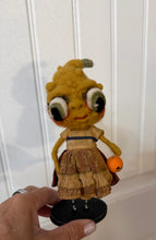 Load image into Gallery viewer, Gracie the Gourd 🎃