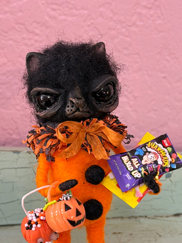 the bag thief 🎃🎃🎃